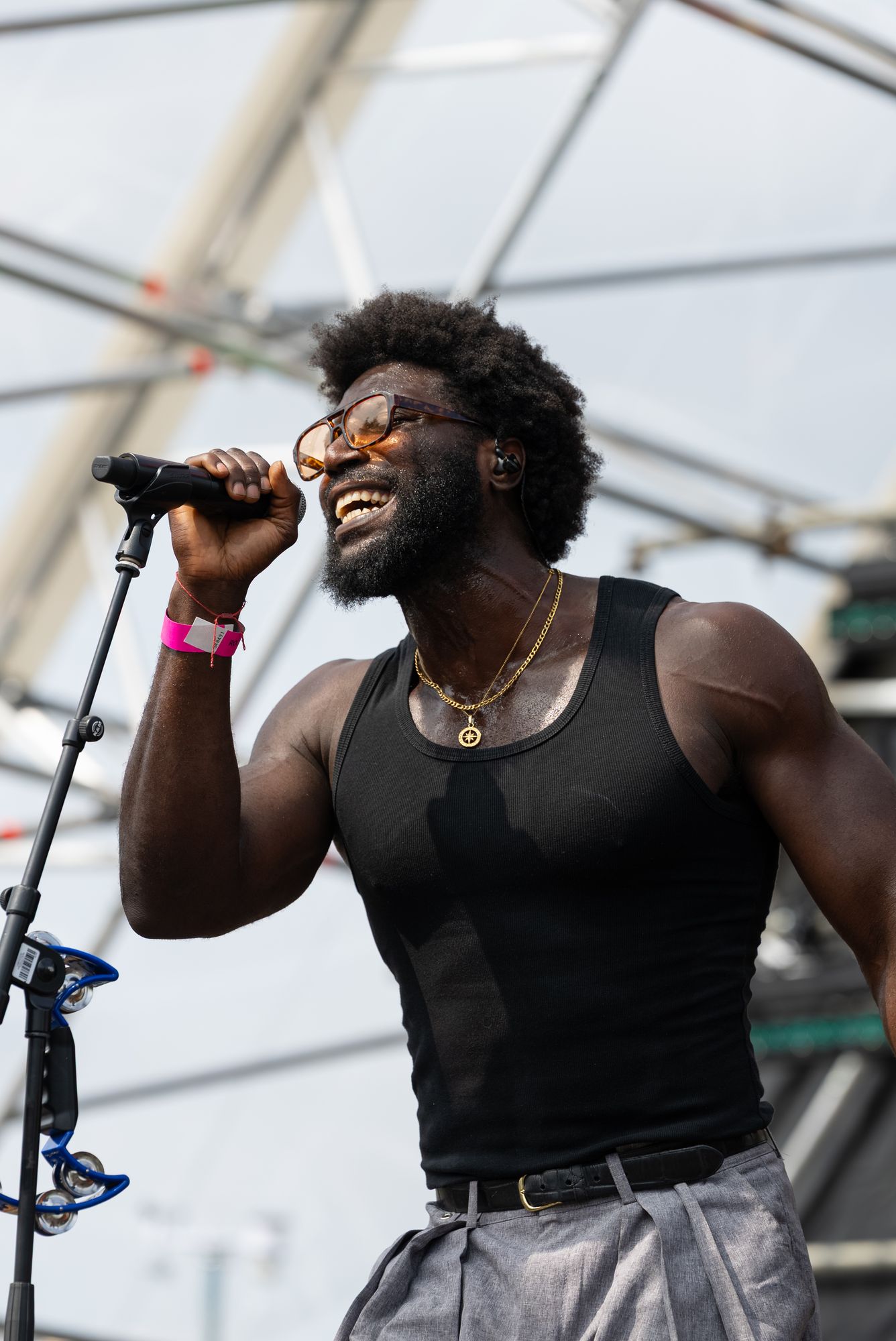 Caleb Kunle performing for Sofar Sounds on the floating stage at Round the Dock, Canada Water.